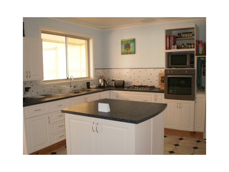 4 Duncan Street, Mount Tarcoola WA 6530