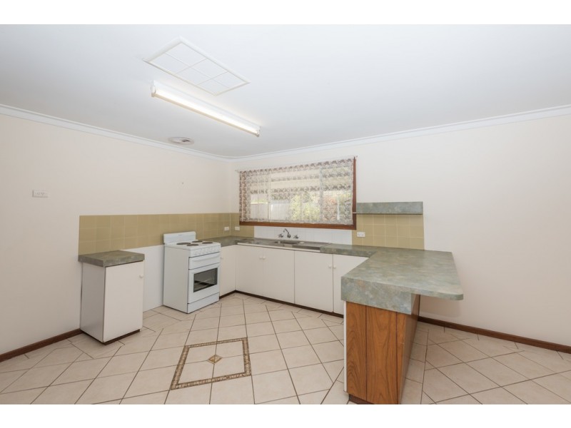 27 Norman Street, Mount Tarcoola WA 6530