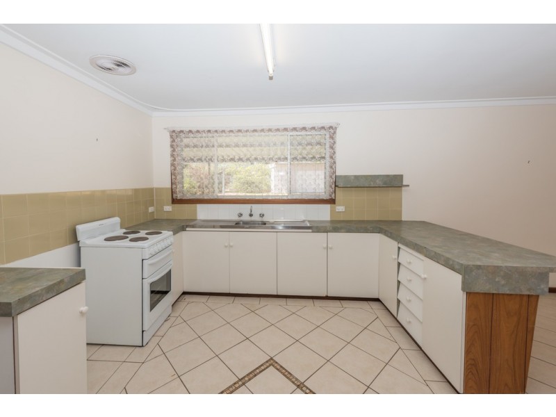 27 Norman Street, Mount Tarcoola WA 6530
