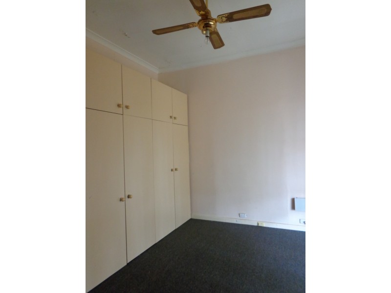 228 Second Street, Wonthella WA 6530