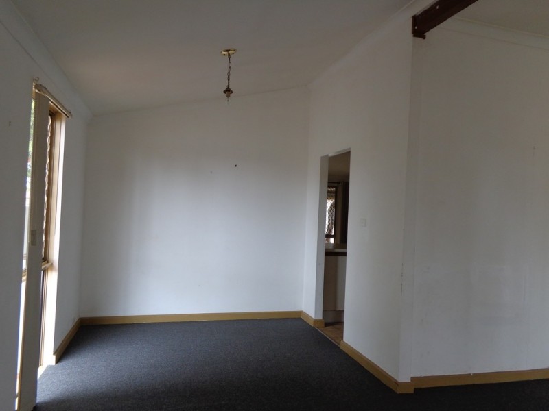 228 Second Street, Wonthella WA 6530