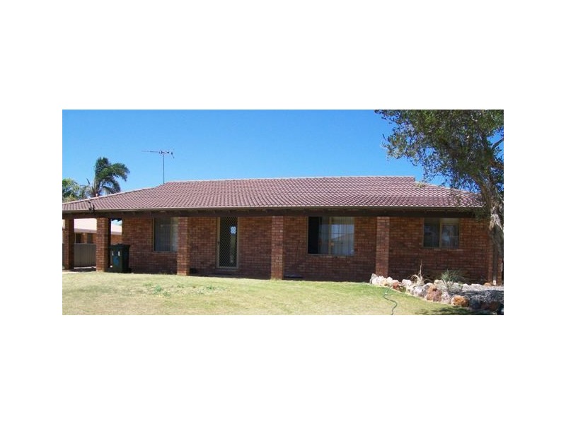 6 Brighton Close, Tarcoola Beach WA 6530