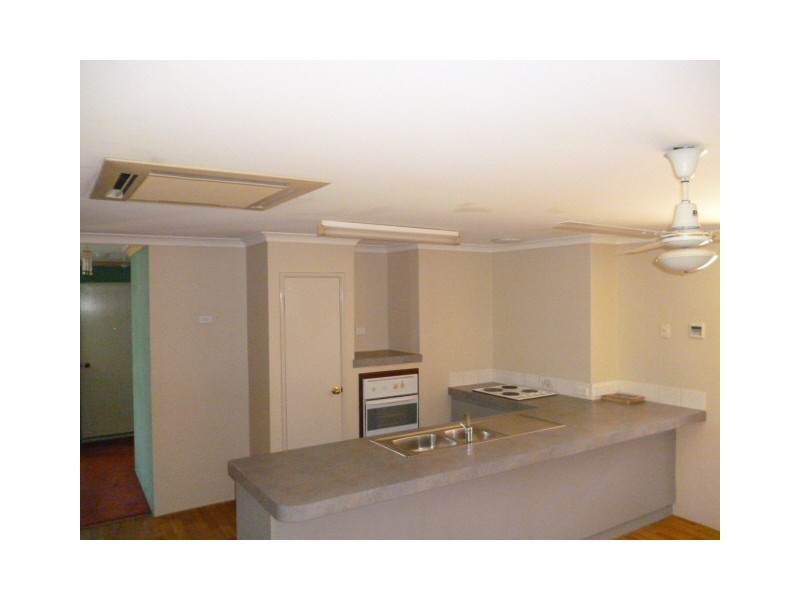 11 Naomi Way, Rangeway WA 6530