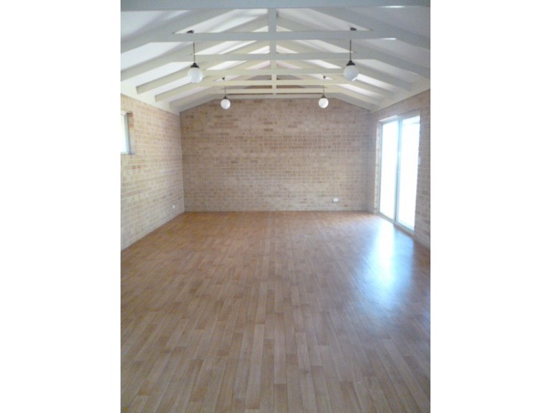 11 Naomi Way, Rangeway WA 6530