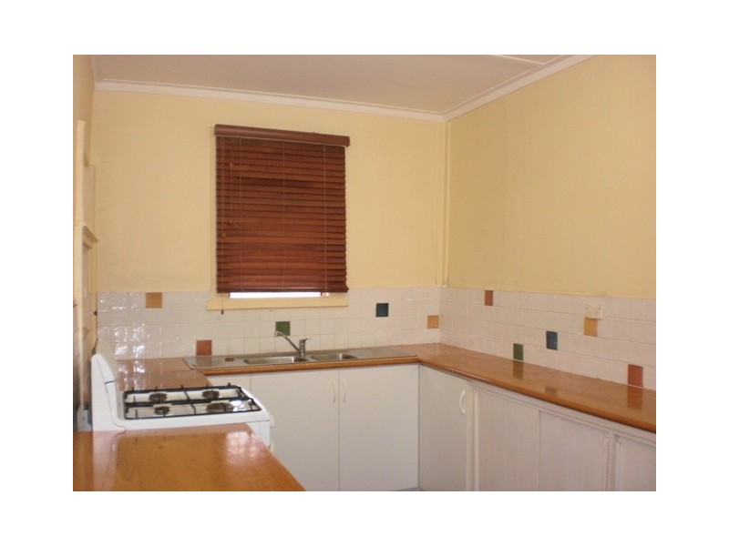 224A Second Street, Wonthella WA 6530