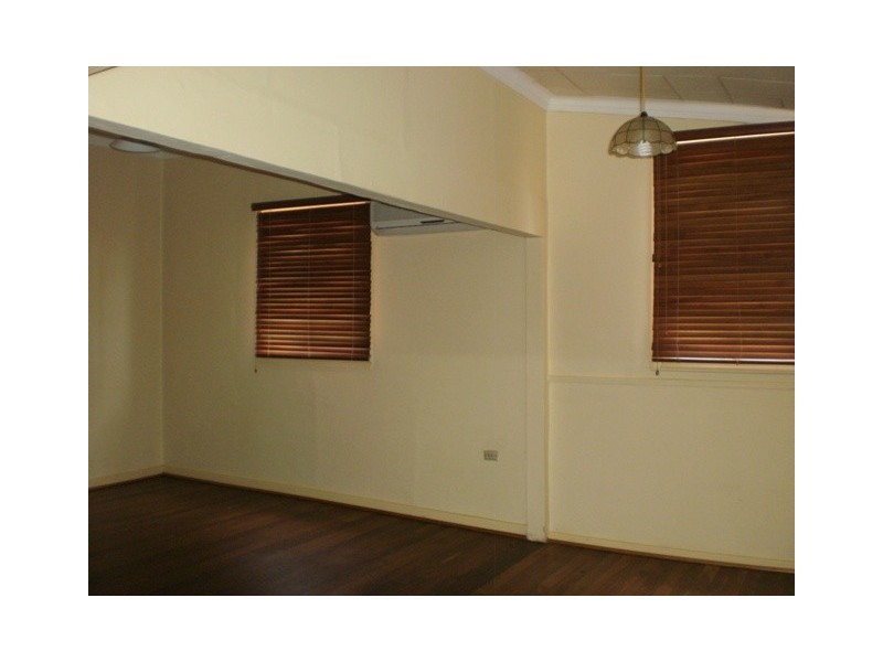 224A Second Street, Wonthella WA 6530