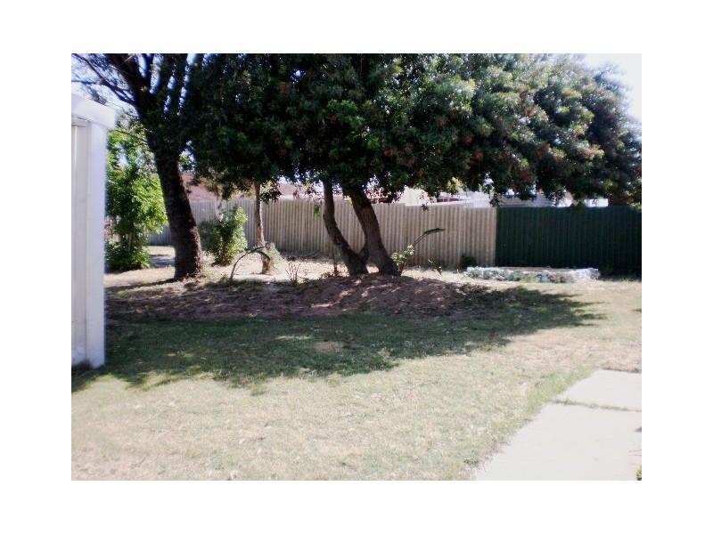 18 Tuart Street, Rangeway WA 6530