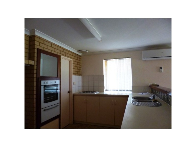 52 Seaview Boulevard, Wandina WA 6530