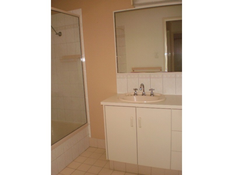 11/450 Chapman Road, Bluff Point WA 6530