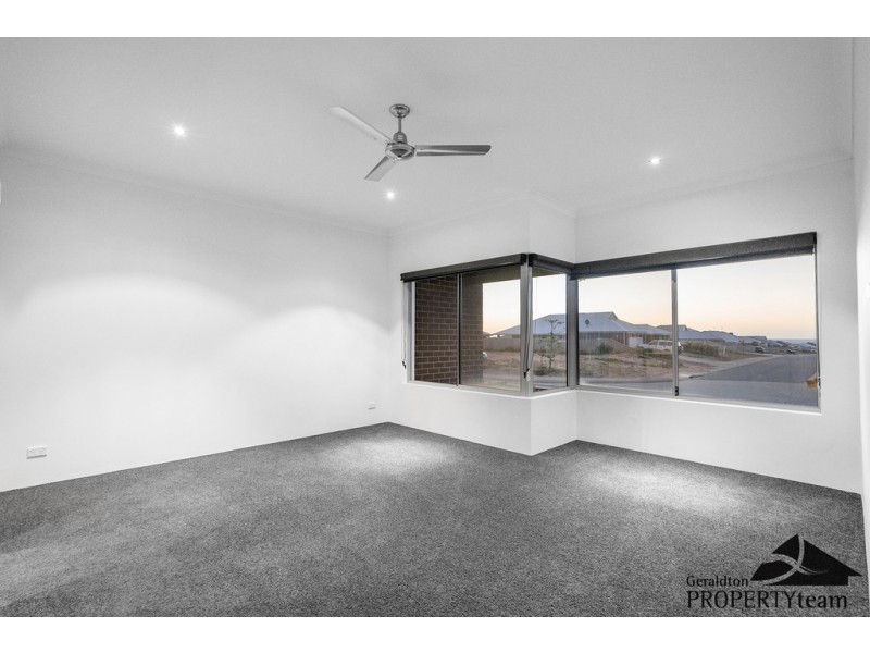 15 Mistral Crescent, Drummond Cove WA 6532