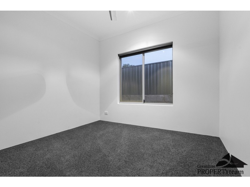 15 Mistral Crescent, Drummond Cove WA 6532