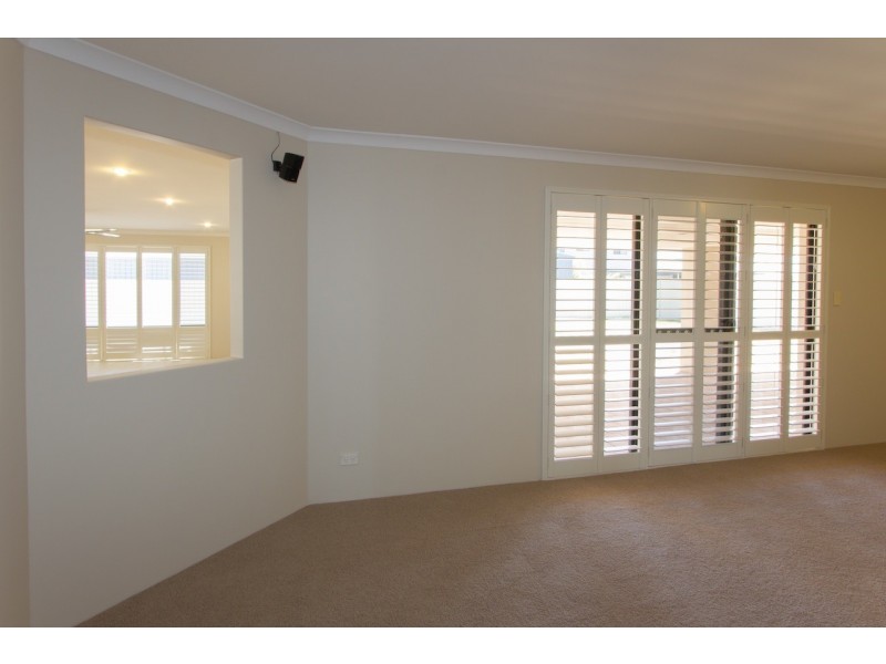 34 Wavecrest Circle, Drummond Cove WA 6532