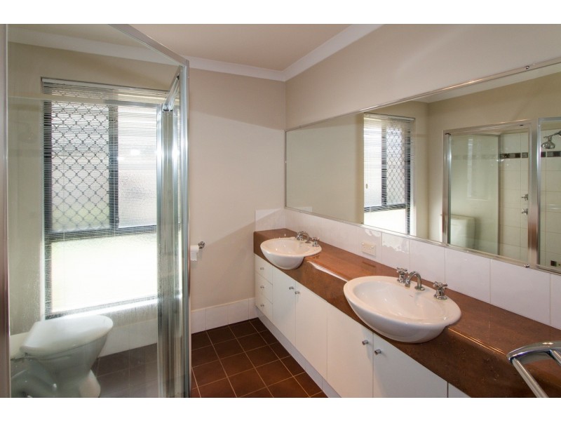 34 Wavecrest Circle, Drummond Cove WA 6532