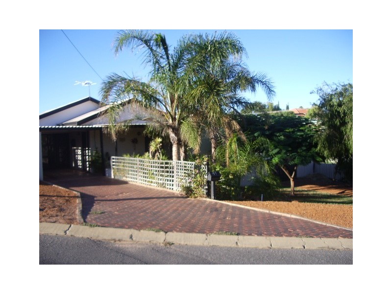 44 Bayly Street, Geraldton WA 6530