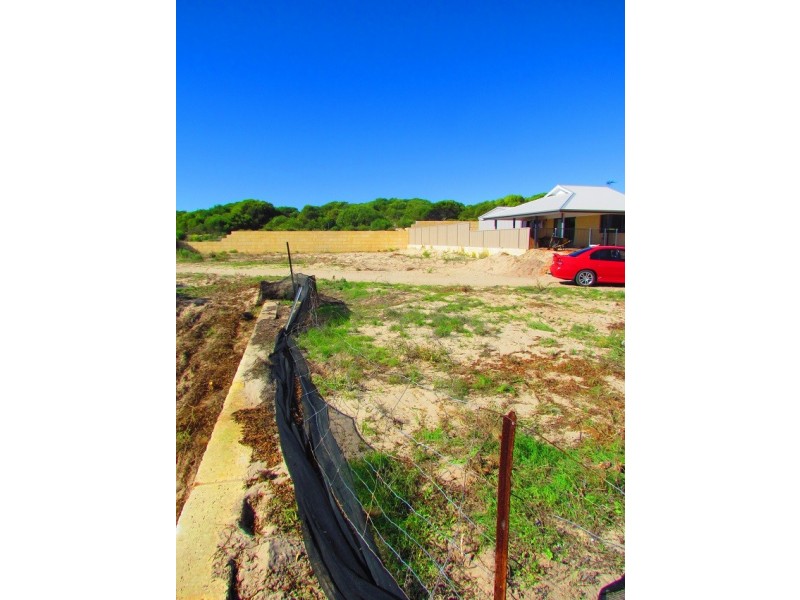 63 Whitehill Road, Drummond Cove WA 6532