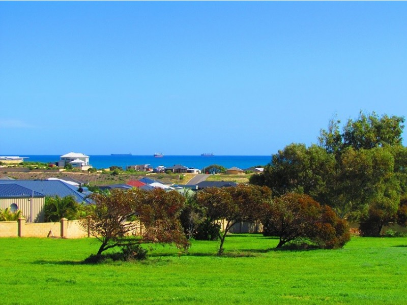 63 Whitehill Road, Drummond Cove WA 6532