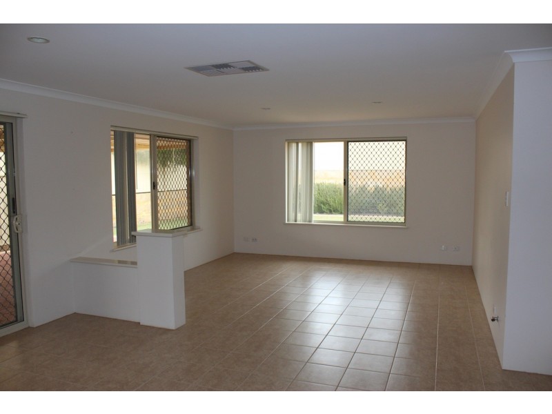 3 Intombi RIse, Wandina WA 6530