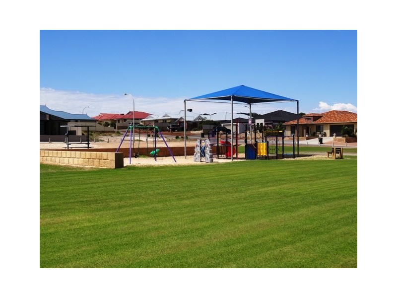 7 Intombi Rise, Wandina WA 6530