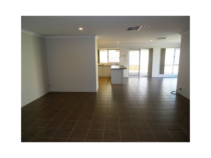 7 Intombi Rise, Wandina WA 6530