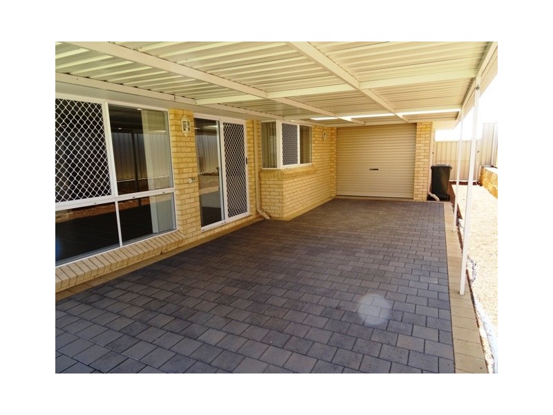 7 Intombi Rise, Wandina WA 6530