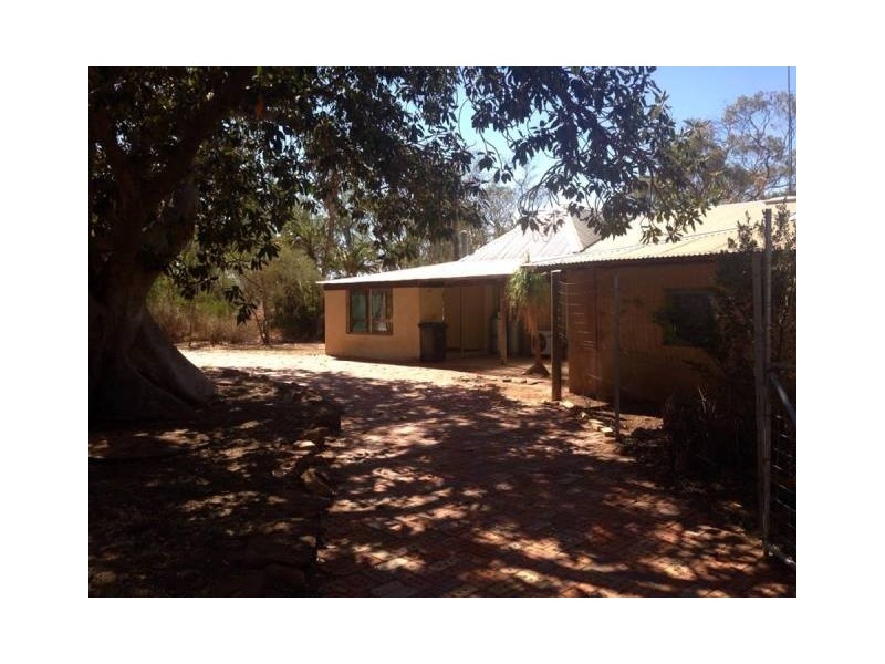 23 Saunders Road, East Chapman WA 6532