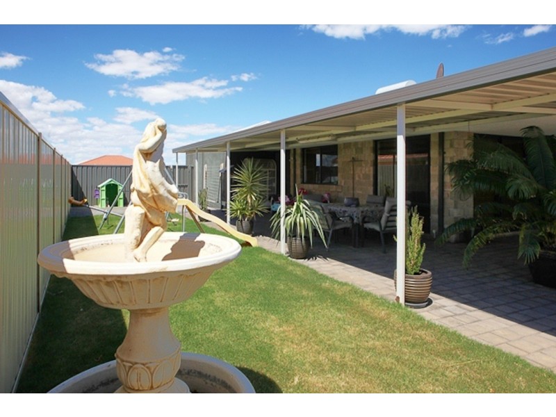 1 Ocean Queen Drive, Wandina WA 6530