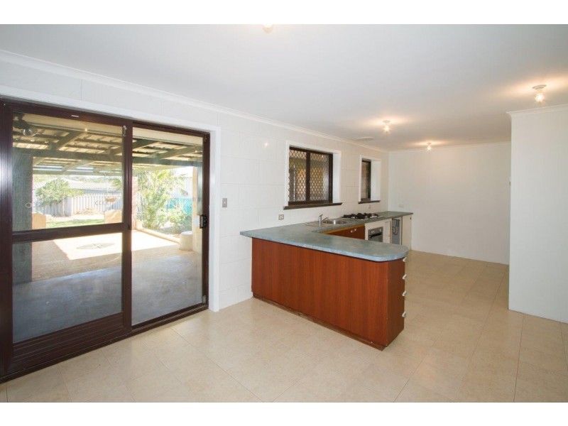 14 Broadfield Close, Utakarra WA 6530