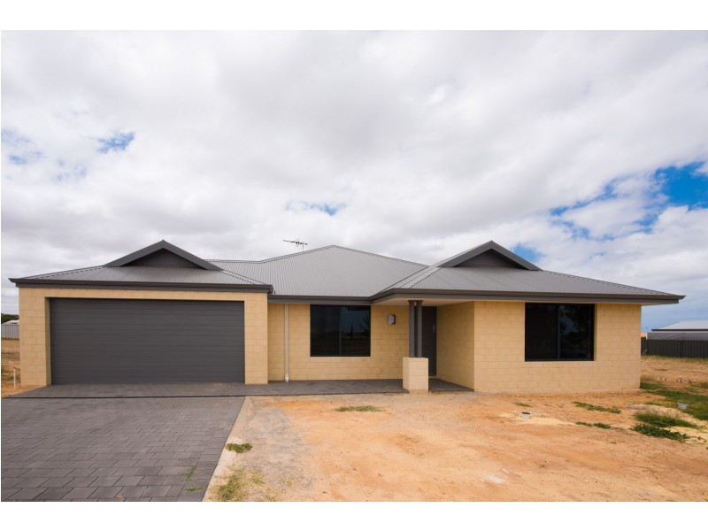 15 Andrew Lane, Waggrakine WA 6530