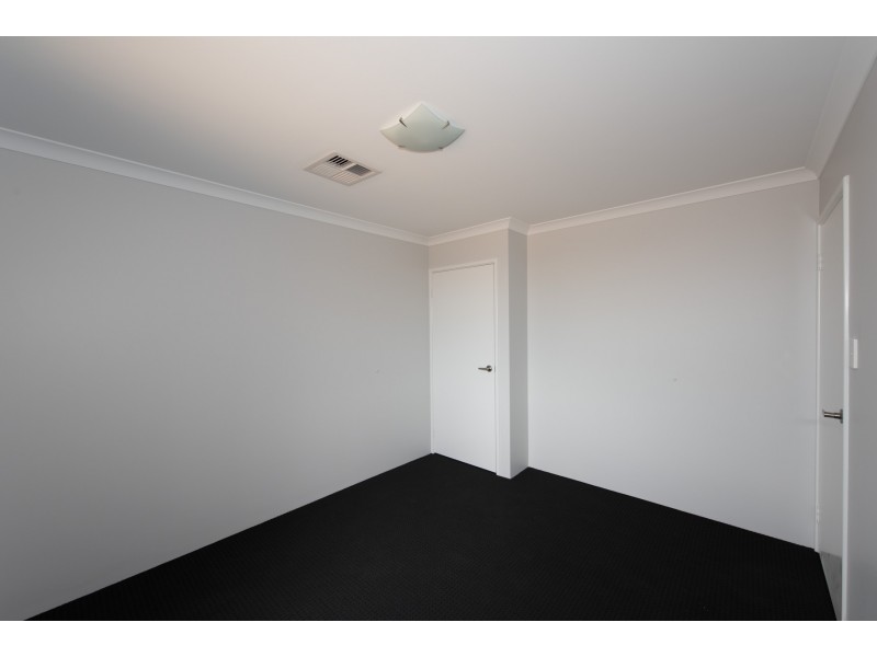 15 Andrew Lane, Waggrakine WA 6530