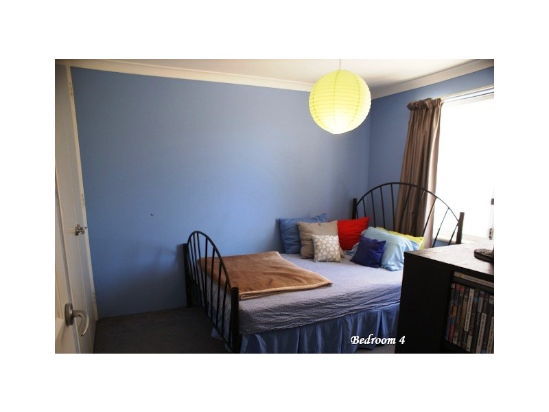 6 Angler Parade, Drummond Cove WA 6532