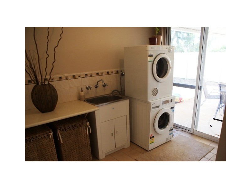 6 Angler Parade, Drummond Cove WA 6532