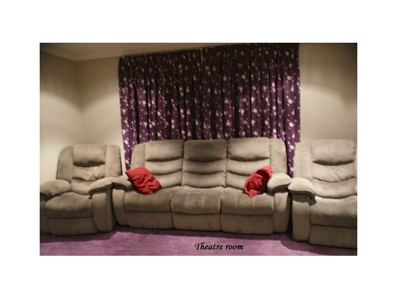 6 Angler Parade, Drummond Cove WA 6532