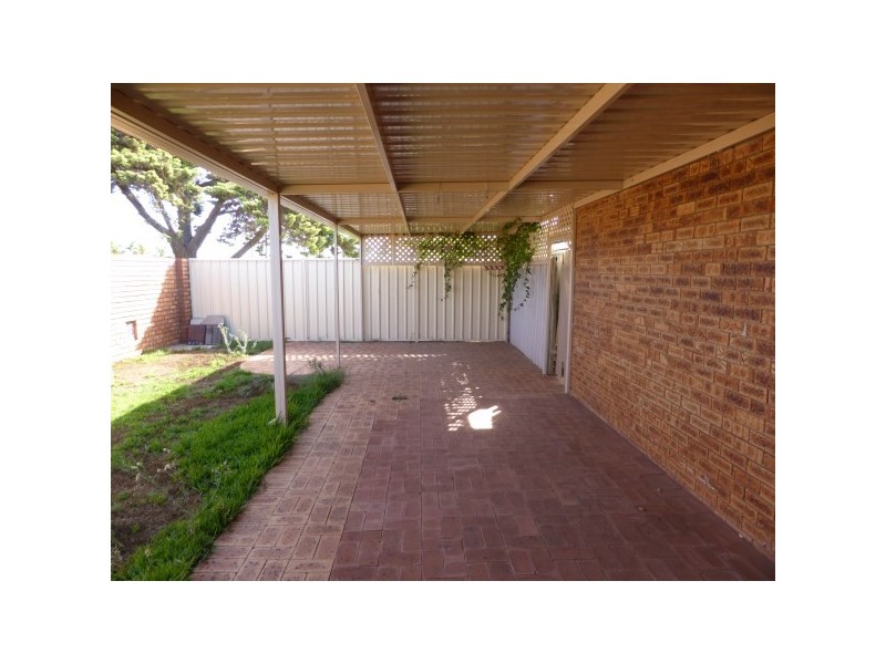 15A Buckingham Street, Mount Tarcoola WA 6530