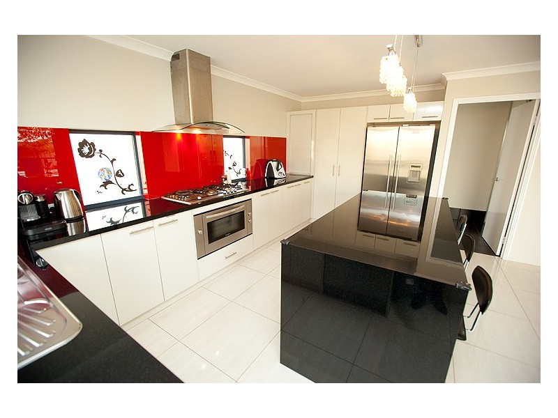 10 Piave Street, Wandina WA 6530