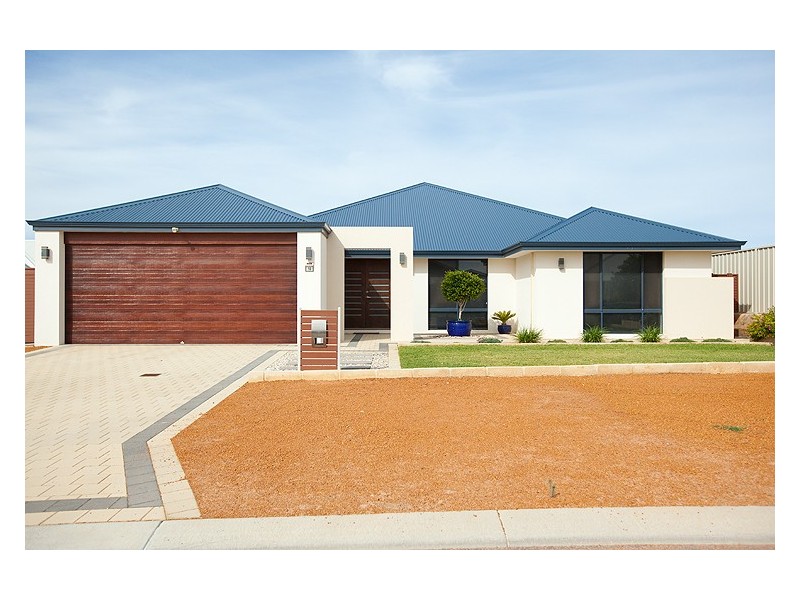 10 Piave Street, Wandina WA 6530
