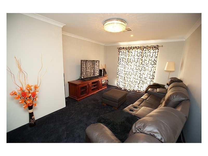 10 Piave Street, Wandina WA 6530