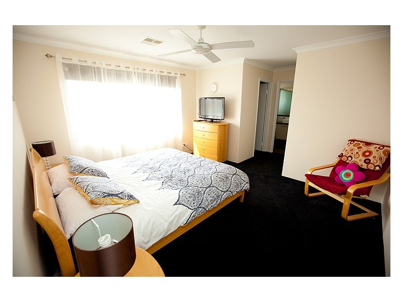 10 Piave Street, Wandina WA 6530