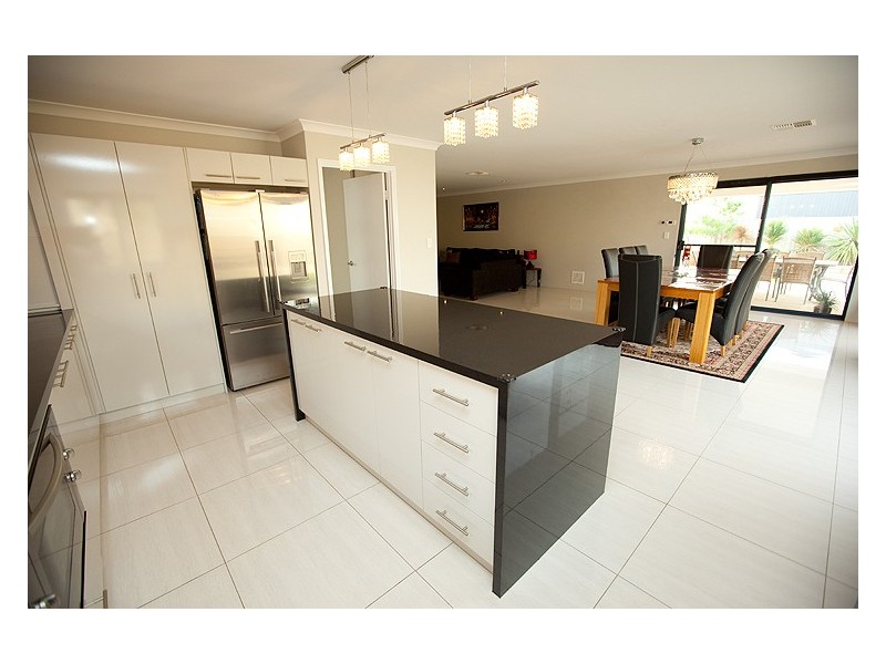 10 Piave Street, Wandina WA 6530