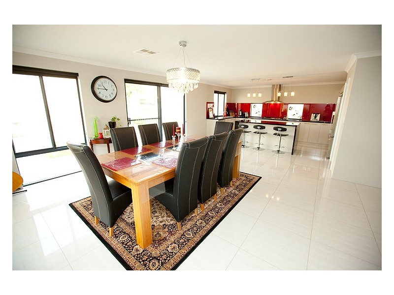 10 Piave Street, Wandina WA 6530