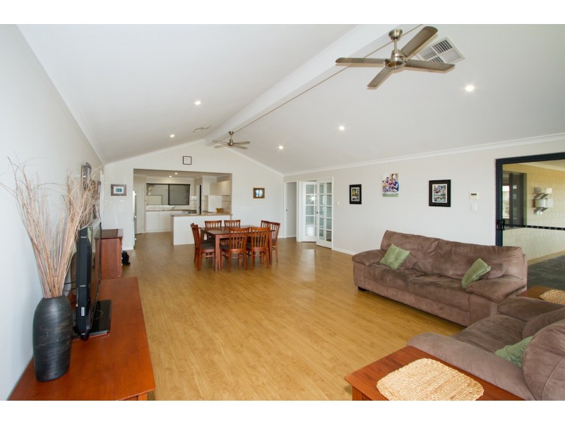 144 Wittenoom Circle, White Peak WA 6532