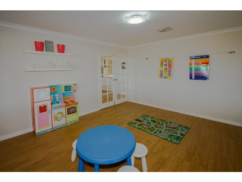 144 Wittenoom Circle, White Peak WA 6532