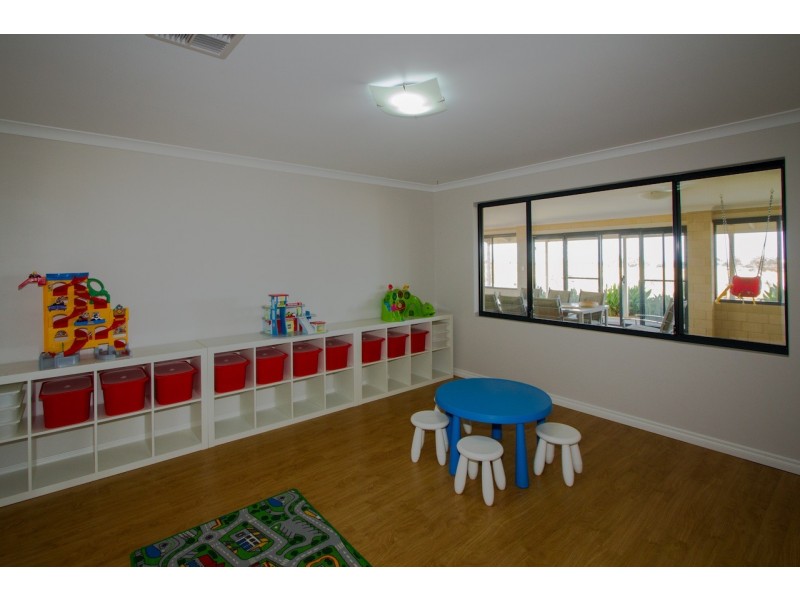 144 Wittenoom Circle, White Peak WA 6532