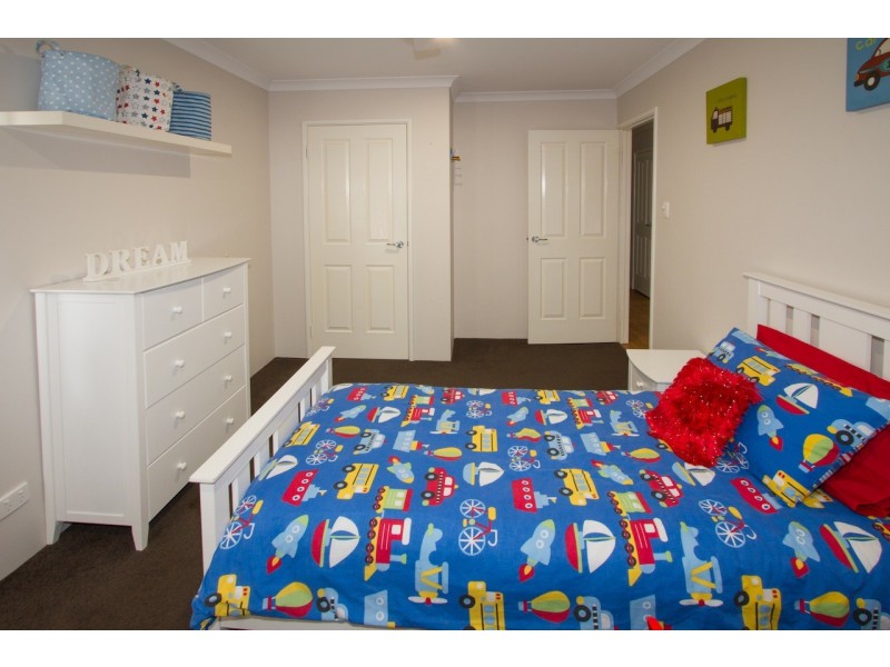 144 Wittenoom Circle, White Peak WA 6532