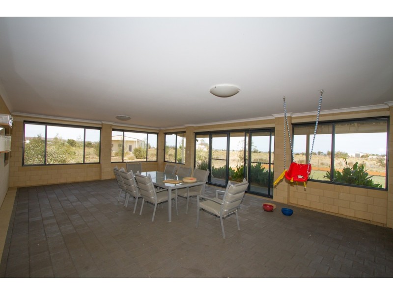 144 Wittenoom Circle, White Peak WA 6532