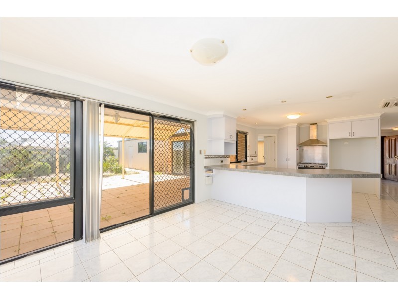 236 Chapman Valley Road, Waggrakine WA 6530