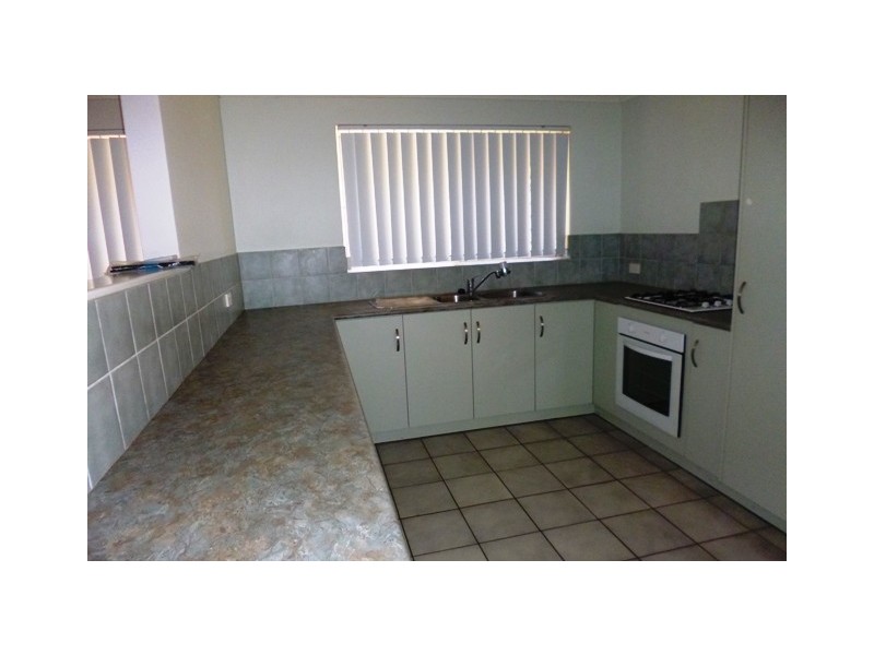 3/271 Third Street, Wonthella WA 6530