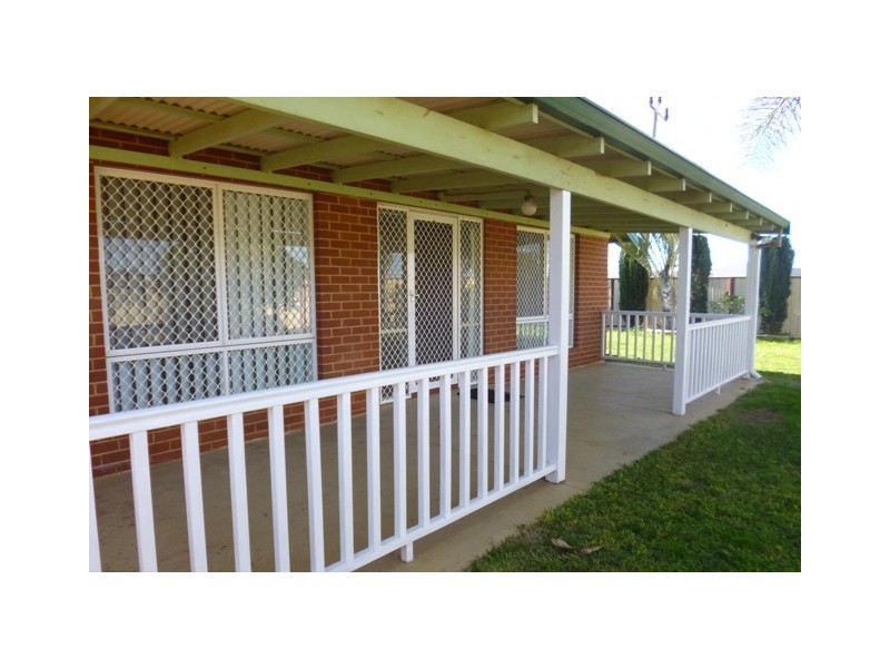 3/271 Third Street, Wonthella WA 6530