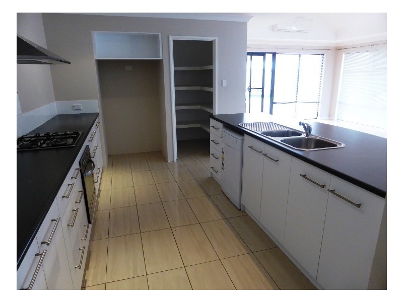 43 Reg Percy Street, Wandina WA 6530