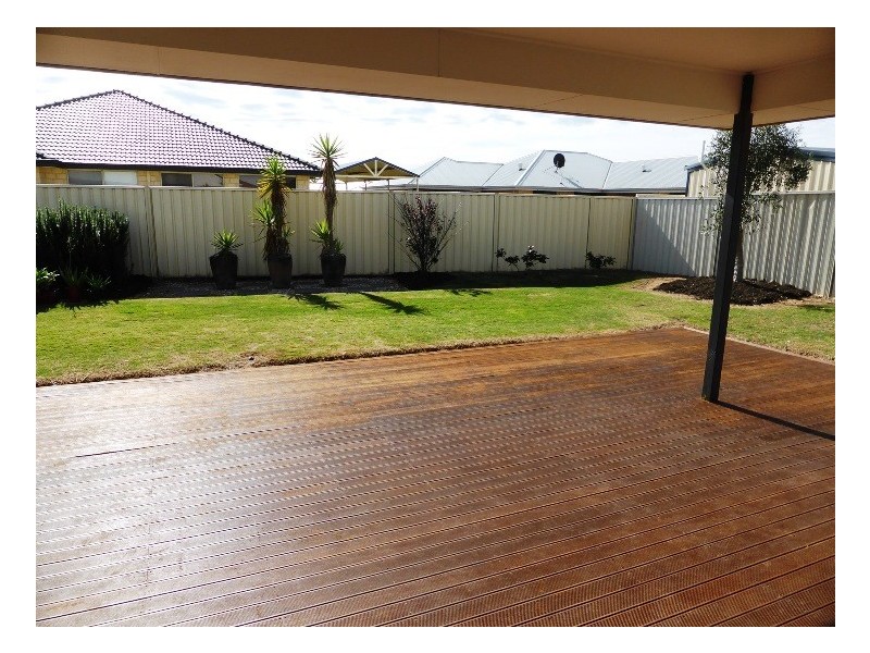 43 Reg Percy Street, Wandina WA 6530