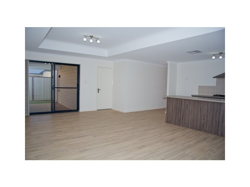 6/454 Chapman Road, Bluff Point WA 6530